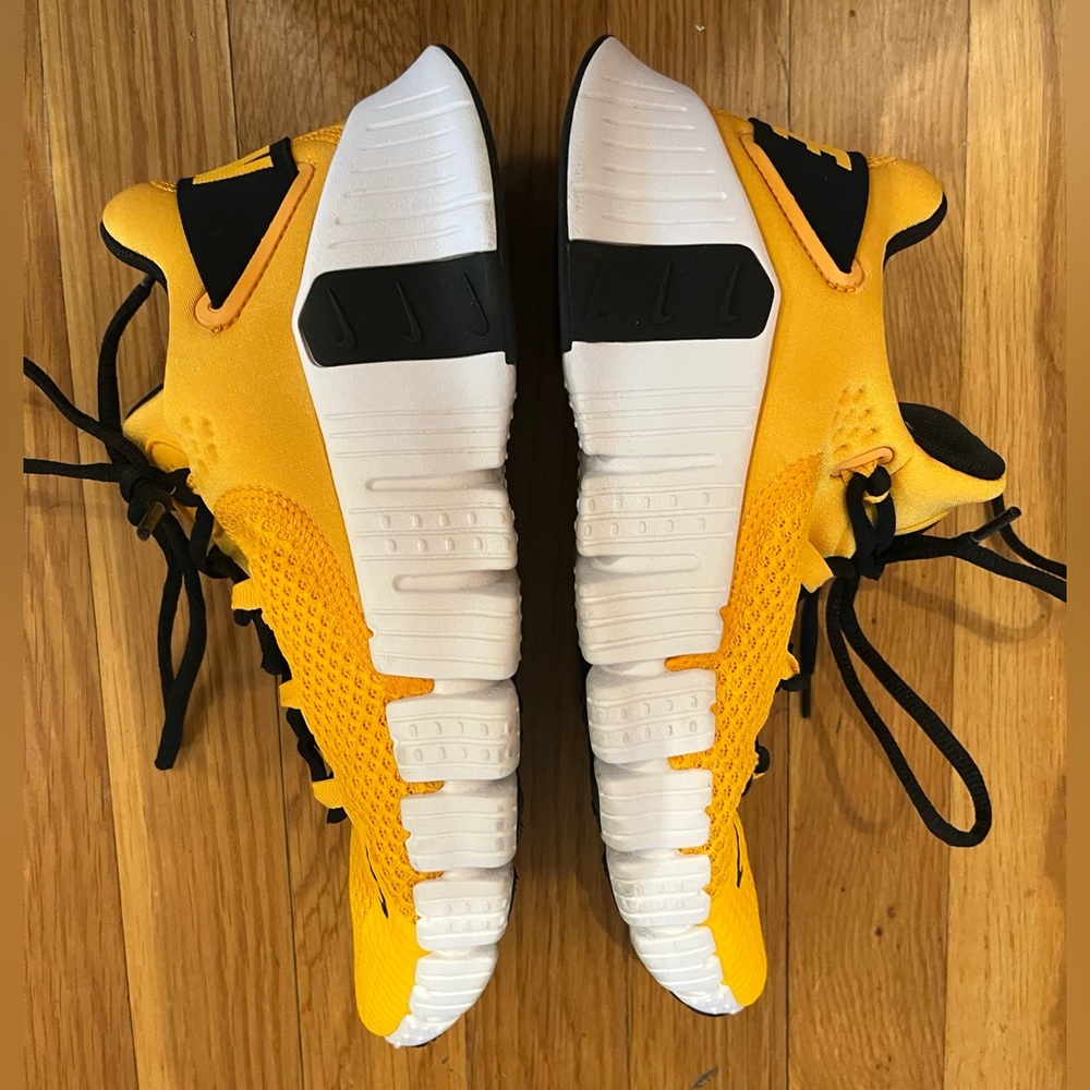 Nike Free Metcon 4 UniversityGold - Size 7 - Picture 7 of 12
